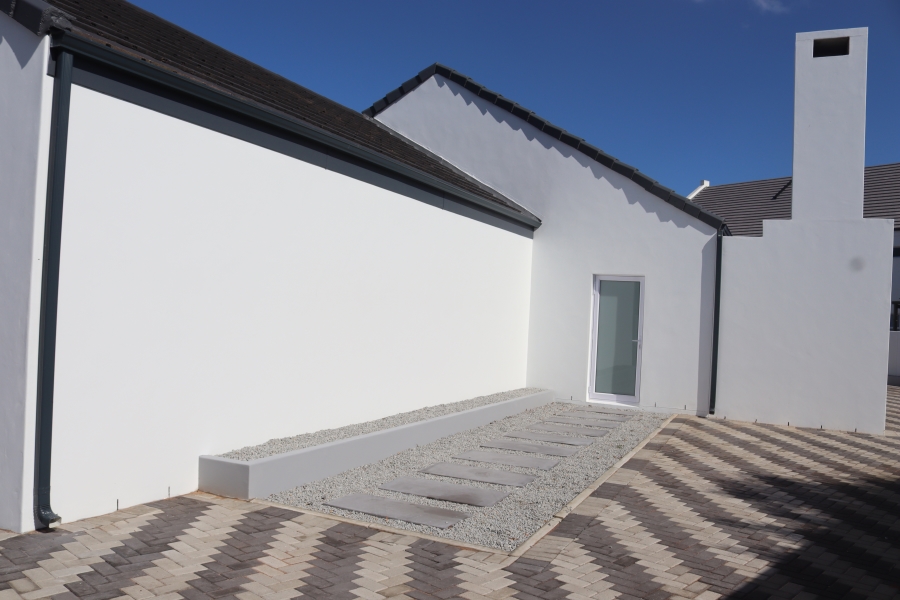 3 Bedroom Property for Sale in Golden Mile Western Cape